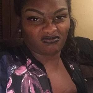 Meet your Posher, Lanell